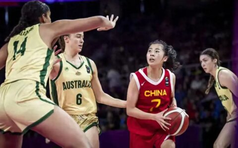 有喜有忧！U18中国女篮79-96澳大利亚获亚军 赛后1个好消息2坏消息-中国澳大利亚女篮