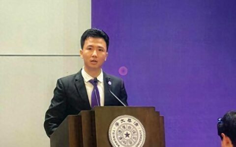 工地上接到录取通知书的单小龙，从清华本科毕业了；“希望没人再谈论这些标签”-单小龙在清华的情况