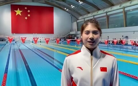 中国游泳队出征，孙杨霸气回应，暗示复出时间，剑指巴黎奥运会-孙杨还是中国游泳队队长吗