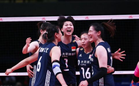 输球后李盈莹正式表态中国女排留后路球迷沸腾-中国女排李盈莹今年多大