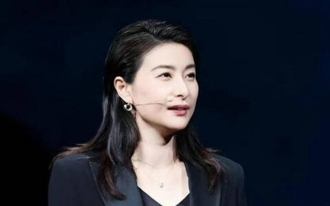 原创
            郭晶晶升任巴黎奥运跳水比赛裁判长，助力中国冲击金牌-郭晶晶北京奥运会跳水夺冠视频