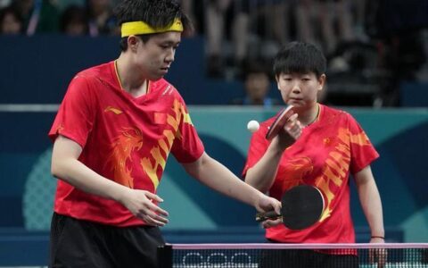 国乓喜讯！王楚钦孙颖莎强势逆转！4-2淘汰韩国组合，决赛迎黑马-2017年孙颖莎王楚钦混双铜牌